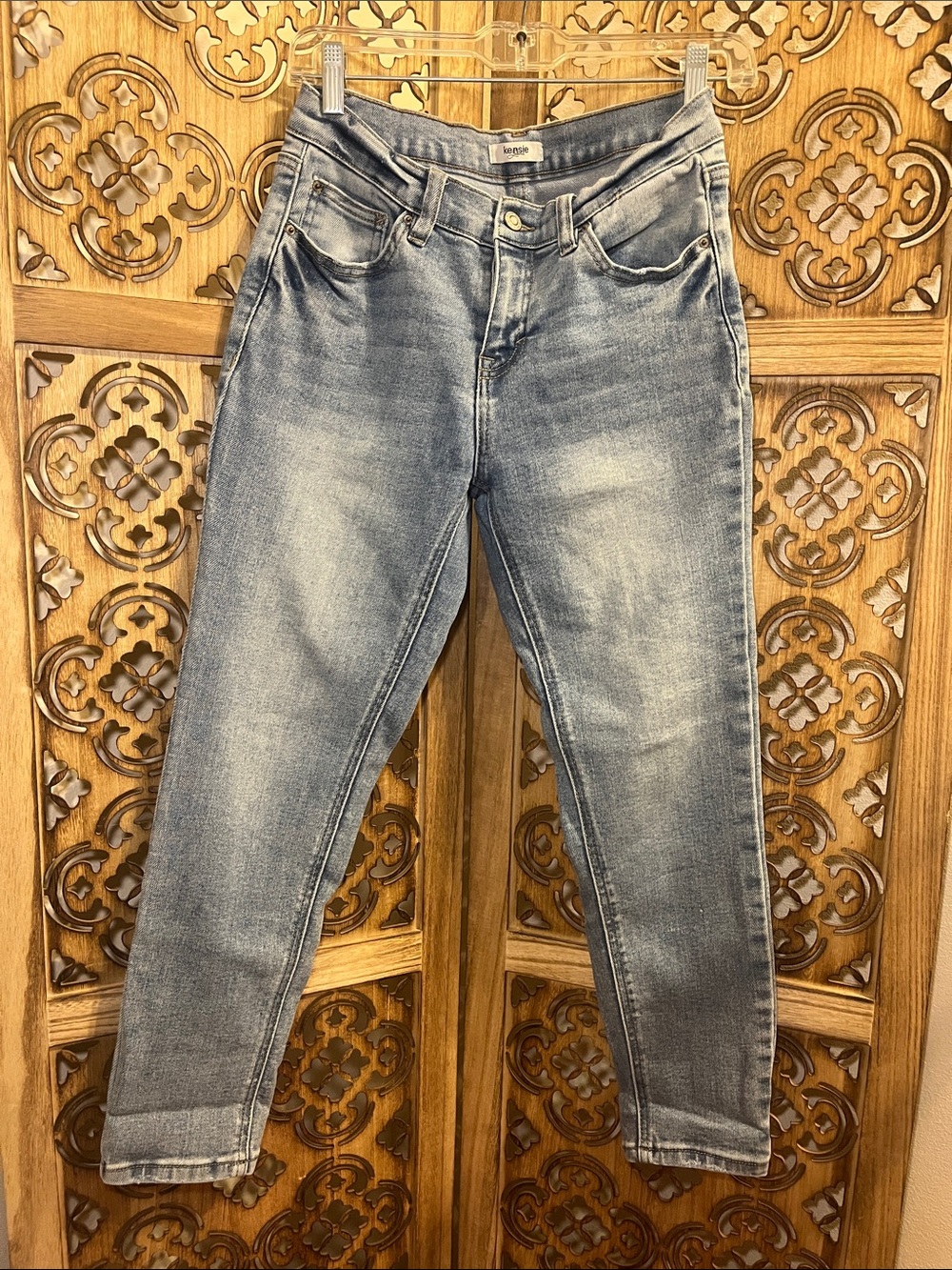 Kensie Light Blue Washed Ankle Jeans